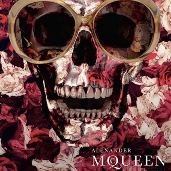 Meet your Posher, Sin! - Picture 2 of 6